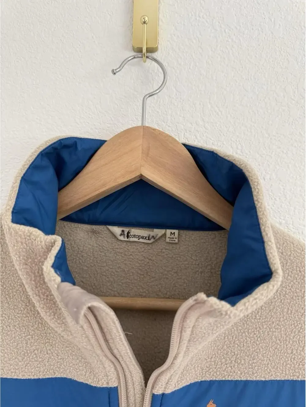 Cotopaxi Teca Fleece Jacket Full Zip Women’s Size Medium M Beige Striped - Picture 4 of 8